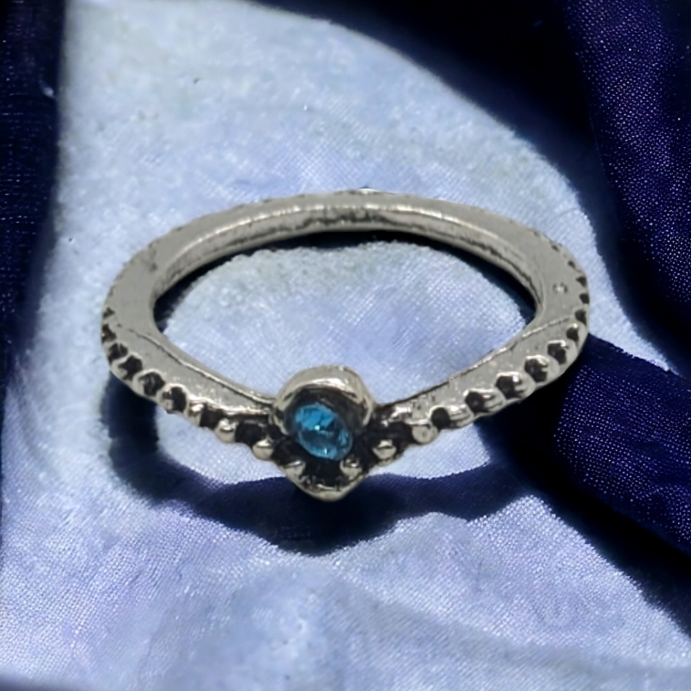 Mini blue gem stainless steel ring